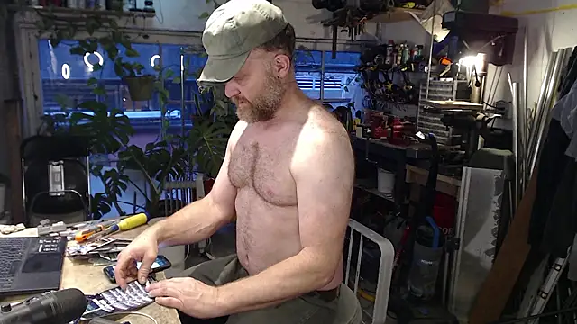 seattlemanwhore online show from July 20, 2026, 1:02 pm