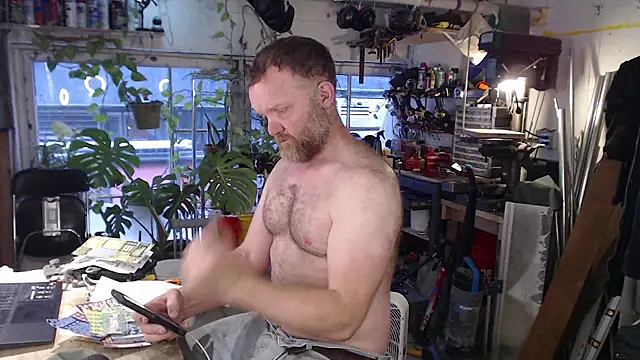 seattlemanwhore online show from July 18, 2026, 1:52 pm