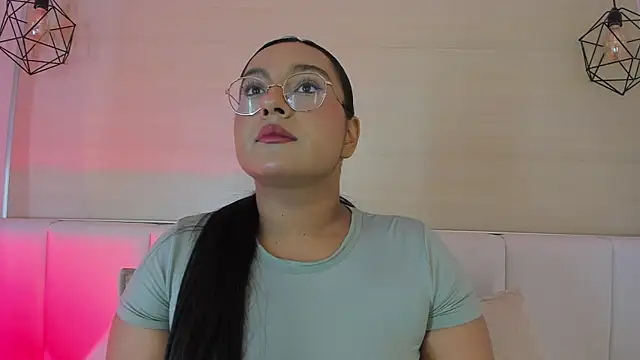 ellamontoya online show from January 14, 2026, 12:31 pm