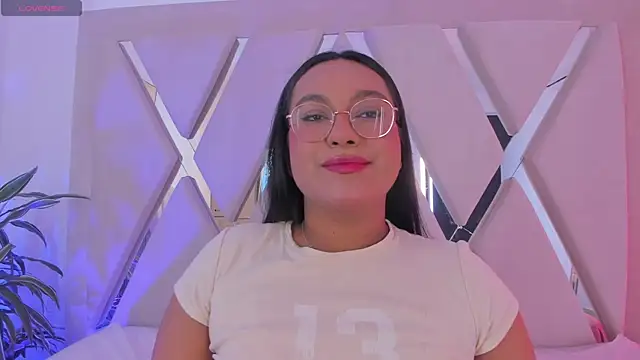 ellamontoya online show from February 17, 2026, 11:18 am