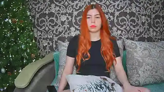 ElllaNuar online show from January 12, 2026, 3:13 am