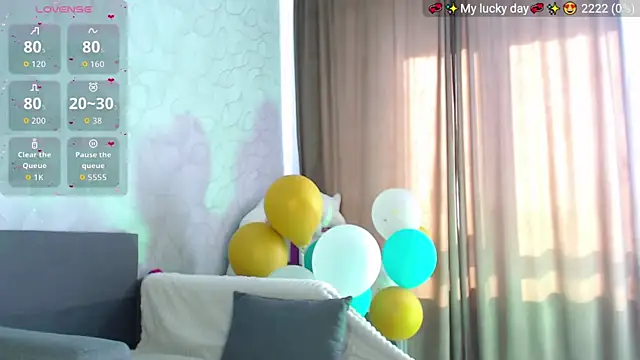 SuchAngel  online show from May 12, 2026, 2:52 am