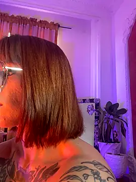 Snapshot of ValenGray chatting on November 8, 2025, 1:14 pm ValenGray online show from November 8, 2025, 1:14 pm