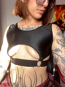 Snapshot of ValenGray chatting on November 7, 2025, 1:15 pm ValenGray online show from November 7, 2025, 1:15 pm