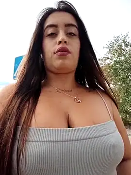 Snapshot of Freyja300 chatting on October 16, 2025, 10:23 am Freyja300 online show from October 16, 2025, 10:23 am