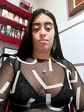 Snapshot of Freyja300 chatting on March 7, 2025, 11:29 am Freyja300 online show from March 7, 2025, 11:29 am