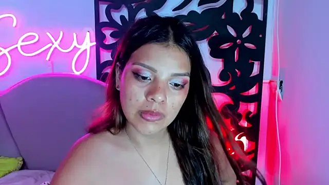 Snapshot of your_little_naughty1 chatting on December 28, 2024, 9:42 am your little naughty1 online show from December 28, 2024, 9:42 am