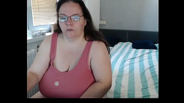 Sweetboobs online show from July 6, 2026, 8:32 am