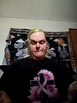 Snapshot of Trans_Girl_next_door420 chatting on March 31, 2026, 9:39 pm Trans Girl next door420 online show from March 31, 2026, 9:39 pm