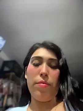 emma  cute   online show from April 11, 2026, 11:25 am