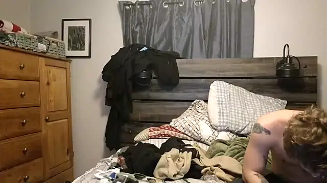 Snapshot of SpAzZ1234 chatting on March 18, 2026, 2:04 am SpAzZ1234 online show from March 18, 2026, 2:04 am