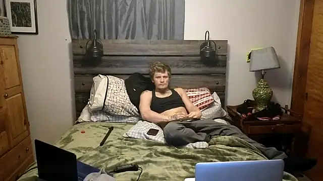 Snapshot of SpAzZ1234 chatting on March 19, 2026, 3:17 am SpAzZ1234 online show from March 19, 2026, 3:17 am