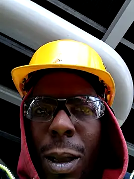 Snapshot of blackman933z chatting on October 27, 2025, 12:39 pm blackman933z online show from October 27, 2025, 12:39 pm