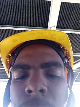 Snapshot of blackman933z chatting on October 29, 2025, 9:30 am blackman933z online show from October 29, 2025, 9:30 am