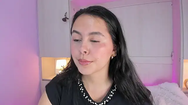 Snapshot of valerymeyerr chatting on October 22, 2025, 4:12 am valerymeyerr online show from October 22, 2025, 4:12 am