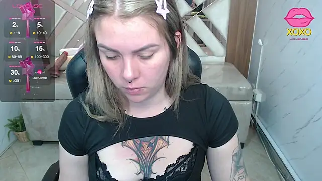 Paula b  online show from May 8, 2026, 12:42 pm