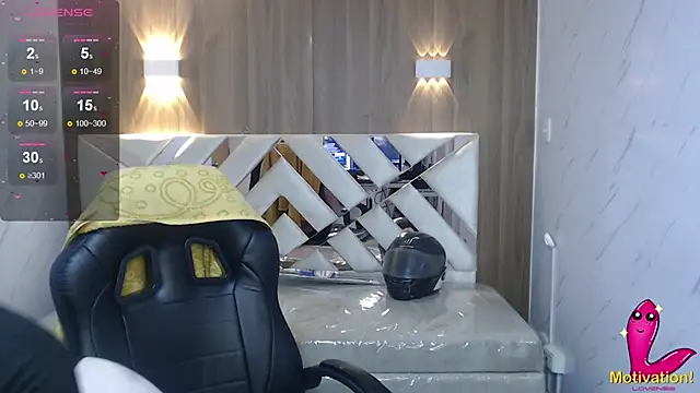 Paula b  online show from June 3, 2026, 1:01 pm