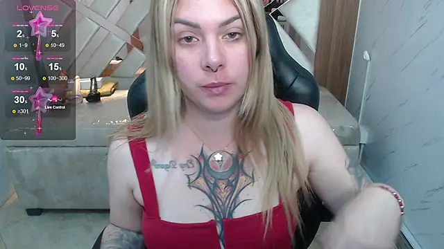 Snapshot of Paula_b_ chatting on June 23, 2026, 12:58 pm Paula b online show from June 23, 2026, 12:58 pm
