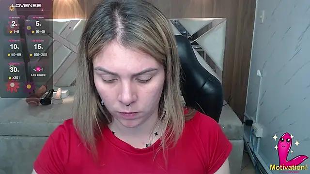 Snapshot of Paula_b_ chatting on July 14, 2026, 12:44 pm Paula b online show from July 14, 2026, 12:44 pm