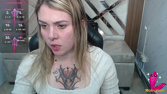 Snapshot of Paula_b_ chatting on July 9, 2026, 12:48 pm Paula b online show from July 9, 2026, 12:48 pm