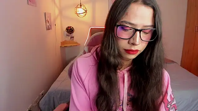 Snapshot of paula_kawaiifu_ chatting on November 18, 2025, 2:31 pm paula kawaiifu online show from November 18, 2025, 2:31 pm