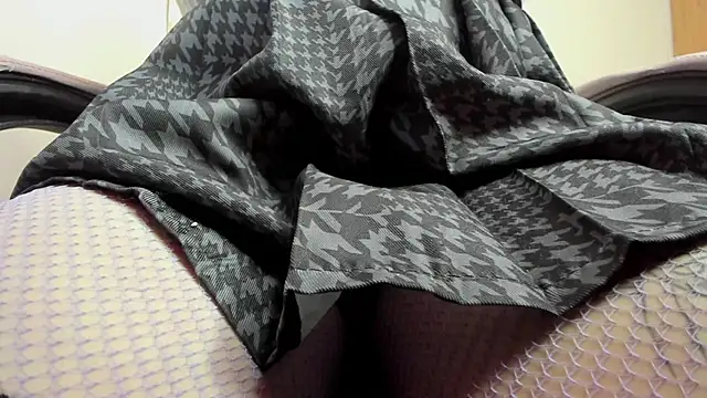 Snapshot of paula_kawaiifu_ chatting on November 5, 2025, 1:36 pm paula kawaiifu online show from November 5, 2025, 1:36 pm