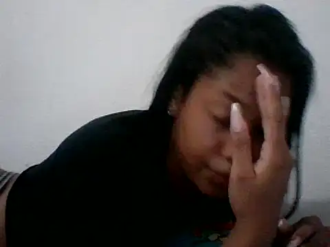 Snapshot of Kitra_New chatting on December 23, 2024, 5:17 am Kitra New online show from December 23, 2024, 5:17 am