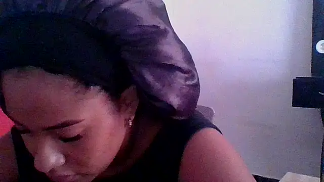 Kitra New online show from December 17, 2025, 1:49 pm