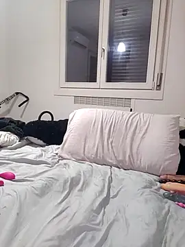 Snapshot of Miachan_LaGattinaVogliosa chatting on November 20, 2025, 2:07 pm Miachan LaGattinaVogliosa online show from November 20, 2025, 2:07 pm