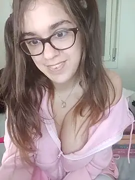 Snapshot of Miachan_LaGattinaVogliosa chatting on October 27, 2025, 2:07 pm Miachan LaGattinaVogliosa online show from October 27, 2025, 2:07 pm