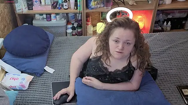 MiniNatalie online show from March 25, 2026, 5:18 am