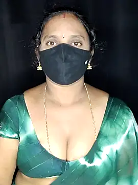 Snapshot of vintage-vibs chatting on February 22, 2026, 6:31 pm vintage-vibs online show from February 22, 2026, 6:31 pm