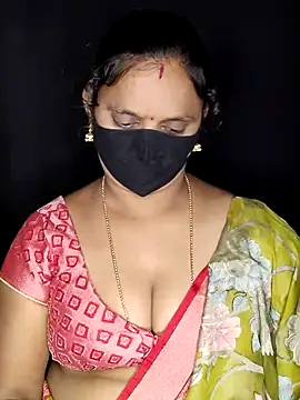 Snapshot of vintage-vibs chatting on March 5, 2026, 6:04 pm vintage-vibs online show from March 5, 2026, 6:04 pm