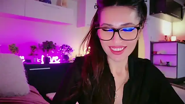 Snapshot of MissSmiley26 chatting on March 5, 2026, 10:05 pm MissSmiley26 online show from March 5, 2026, 10:05 pm