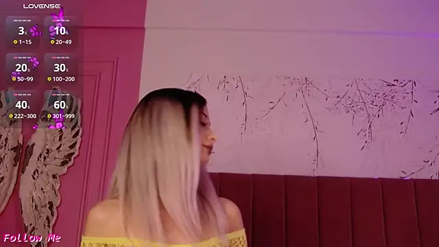 PinkySparks online show from June 11, 2026, 6:49 pm