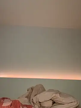 Snapshot of Mia-Minou chatting on March 15, 2026, 9:38 am Mia-Minou online show from March 15, 2026, 9:38 am