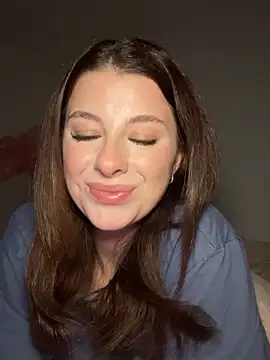 Snapshot of Mia-Minou chatting on March 11, 2026, 10:48 pm Mia-Minou online show from March 11, 2026, 10:48 pm