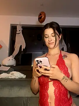 Snapshot of Mia-Minou chatting on October 15, 2025, 8:17 pm Mia-Minou online show from October 15, 2025, 8:17 pm