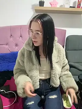 Isabella 21x online show from February 12, 2025, 12:22 pm