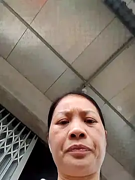 Aninyin22 online show from May 5, 2026, 1:52 am