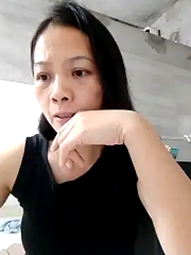 Aninyin22 online show from November 18, 2025, 1:43 am