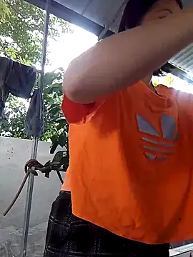 Aninyin22 online show from October 25, 2025, 3:17 am