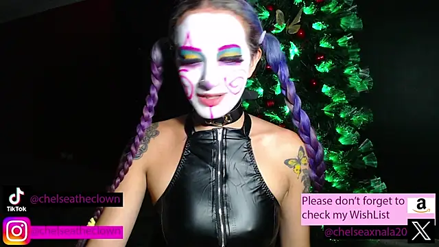 Snapshot of Eloise-brown chatting on November 23, 2025, 7:07 am Eloise-brown online show from November 23, 2025, 7:07 am