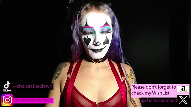 Snapshot of Eloise-brown chatting on November 24, 2025, 6:35 am Eloise-brown online show from November 24, 2025, 6:35 am