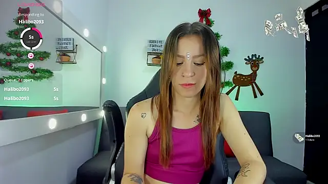 Snapshot of roxanne_jones1 chatting on December 15, 2025, 7:52 pm roxanne jones1 online show from December 15, 2025, 7:52 pm