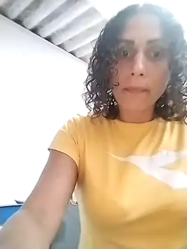 Snapshot of Corina_hot chatting on January 18, 2025, 8:51 pm Corina hot online show from January 18, 2025, 8:51 pm