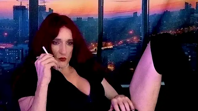 Snapshot of LuvNuk chatting on September 18, 2025, 6:05 am LuvNuk online show from September 18, 2025, 6:05 am