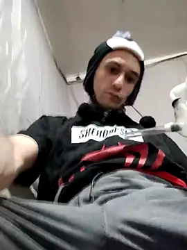 Snapshot of gabelove369 chatting on February 10, 2025, 7:15 am gabelove369 online show from February 10, 2025, 7:15 am