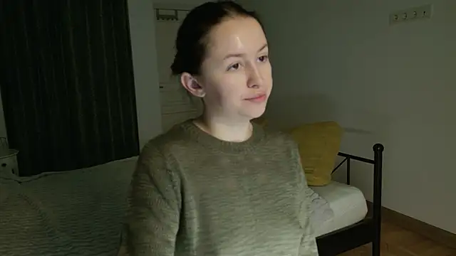 Snapshot of VioletCatt chatting on October 24, 2025, 5:39 am VioletCatt online show from October 24, 2025, 5:39 am