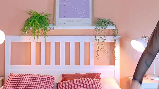 AmyPalmmer online show from October 25, 2025, 11:42 am